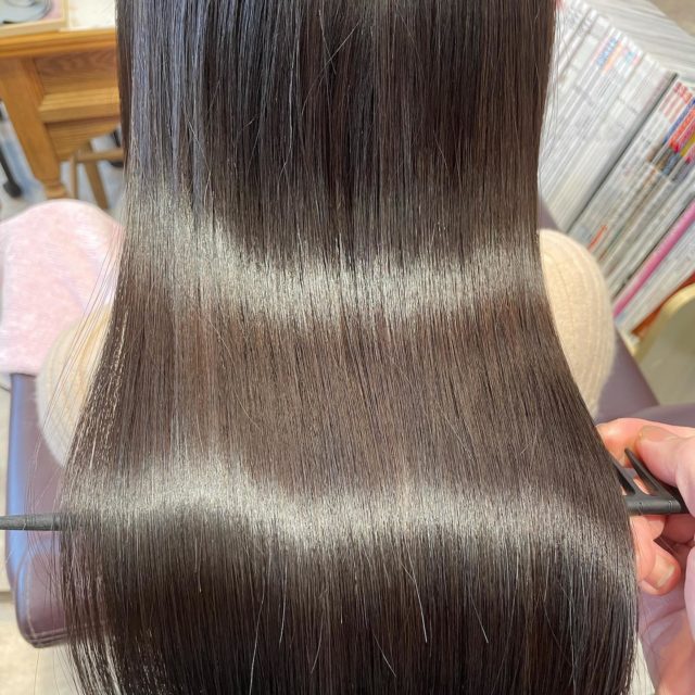 カット 美髪 富山県の美容室ヘアーサロンelama エラマ